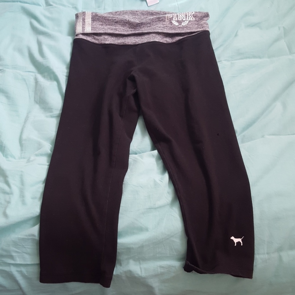 PINK cropped yoga pants